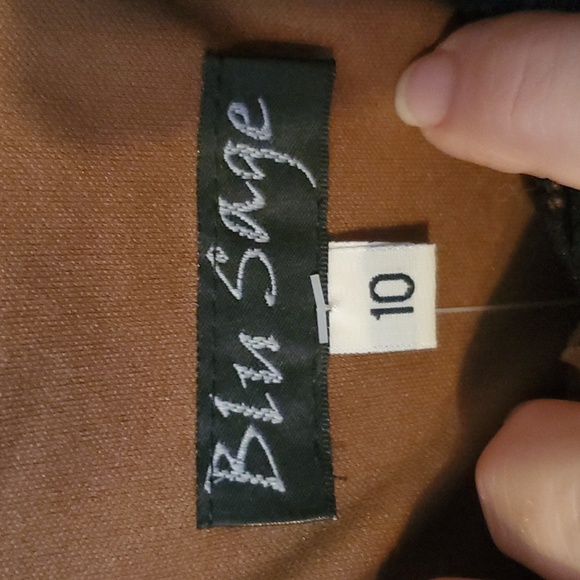 Dress - Picture 3 of 5